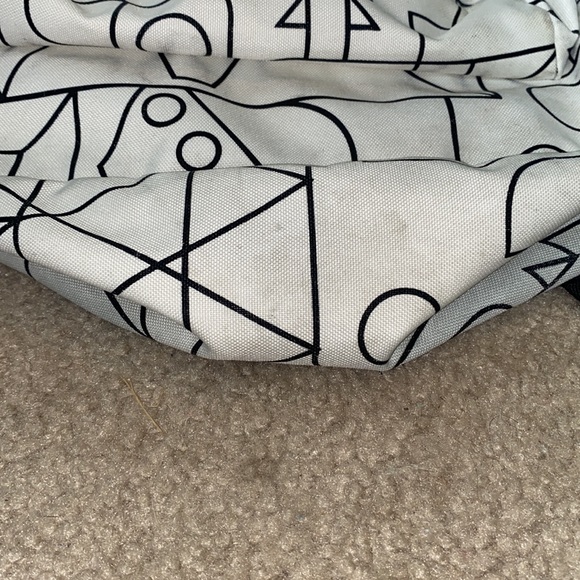 White Jansport backpack pre-owned - Picture 2 of 8